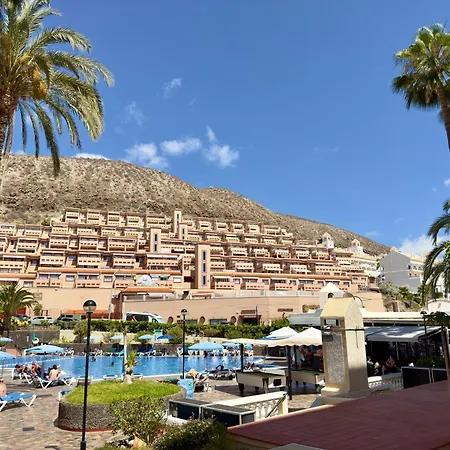 Castle Harbour - Cristianos