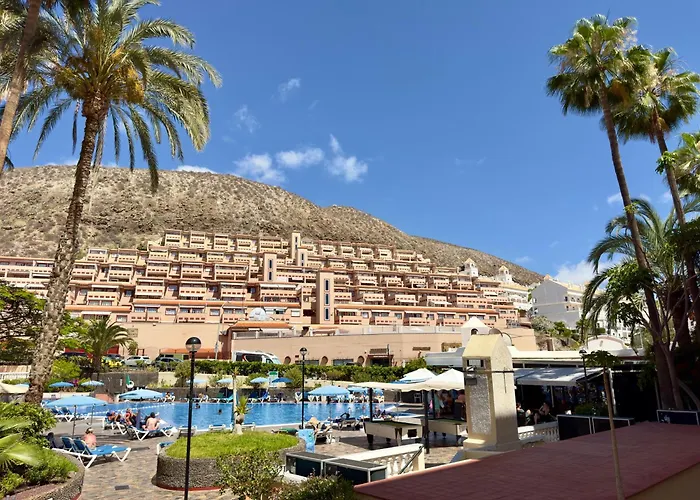 Castle Harbour - Cristianos